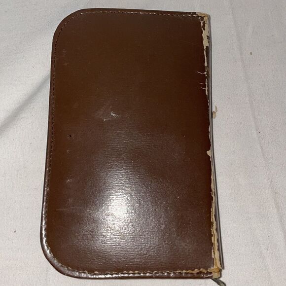 Vintage nail care kit - Picture 7 of 7